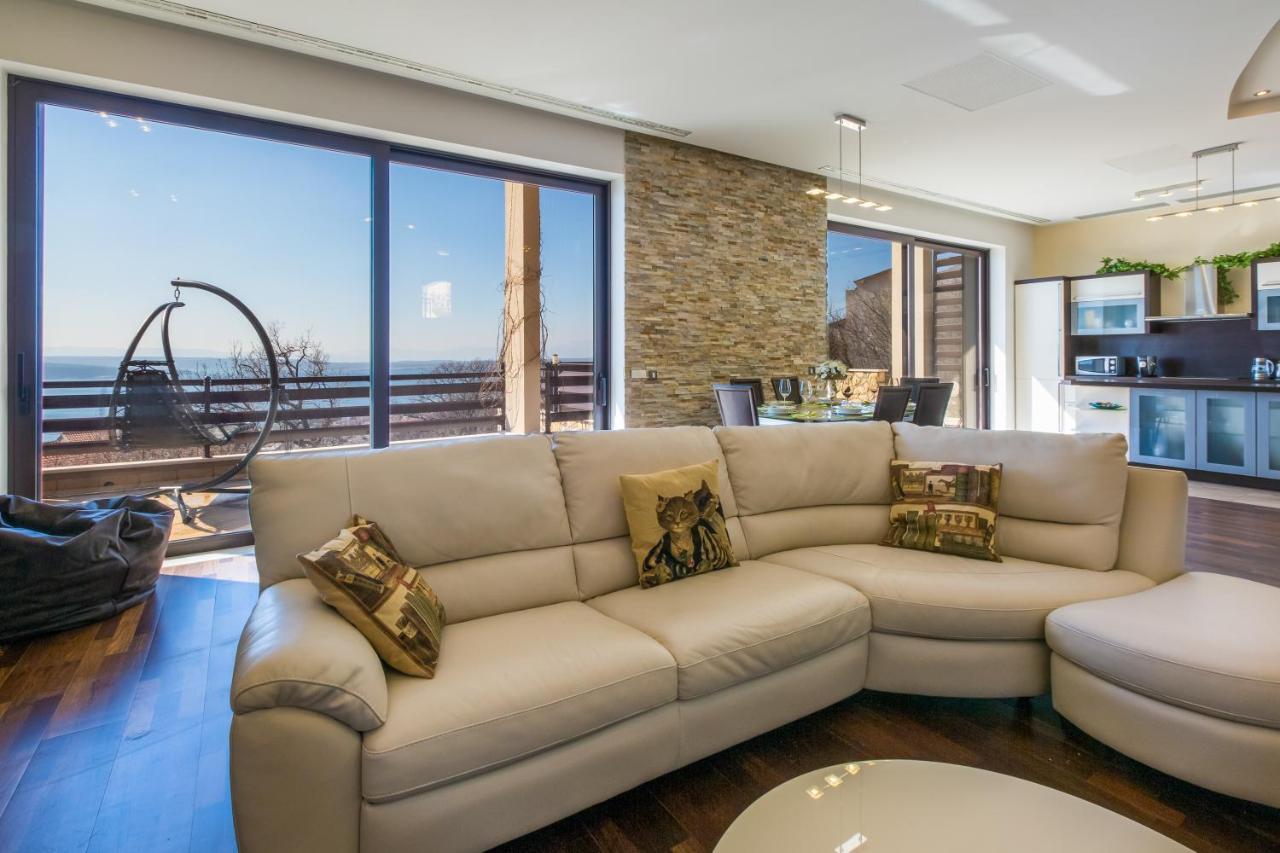Holiday Home Villa Lion'S House Crikvenica Exterior foto
